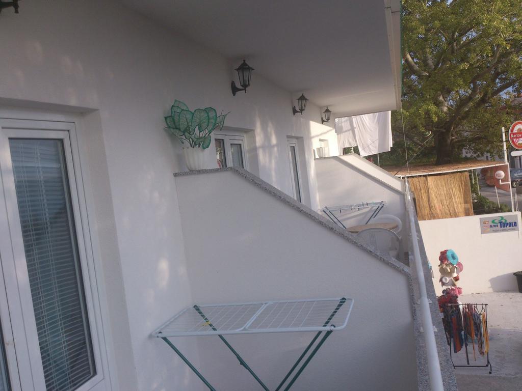Brig Apartments Živogošće Esterno foto