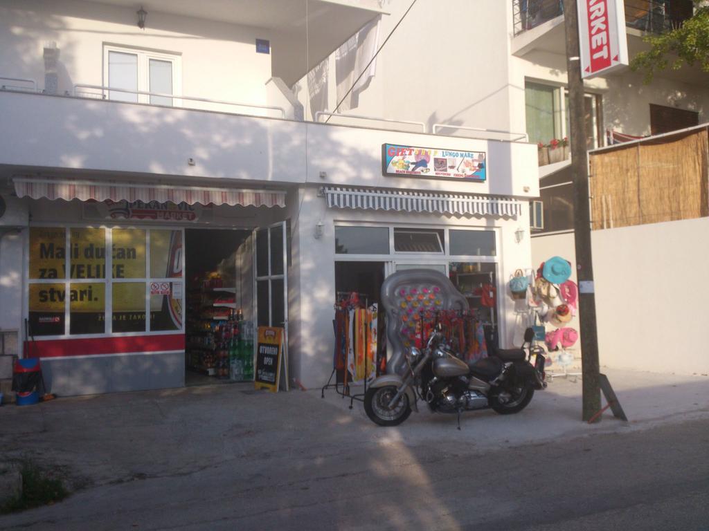 Brig Apartments Živogošće Esterno foto
