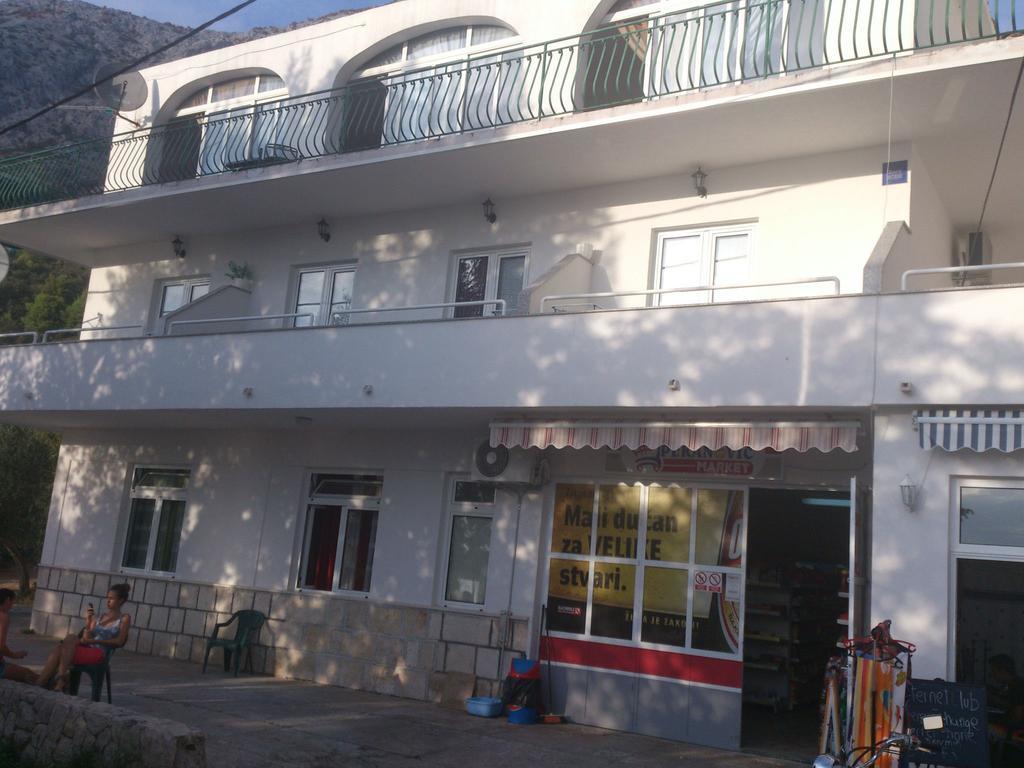 Brig Apartments Živogošće Esterno foto