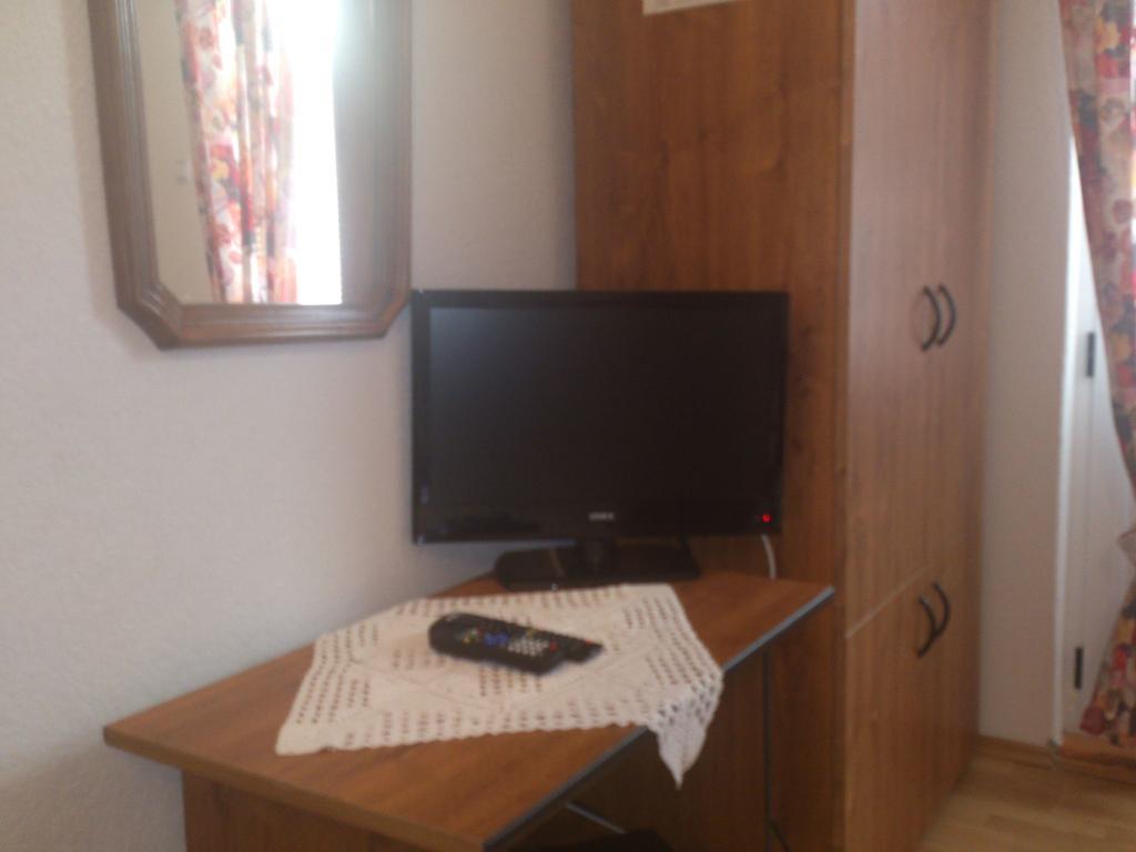 Brig Apartments Živogošće Esterno foto